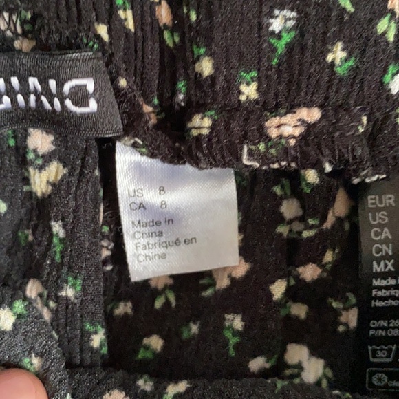 Floral shorts - Picture 2 of 3